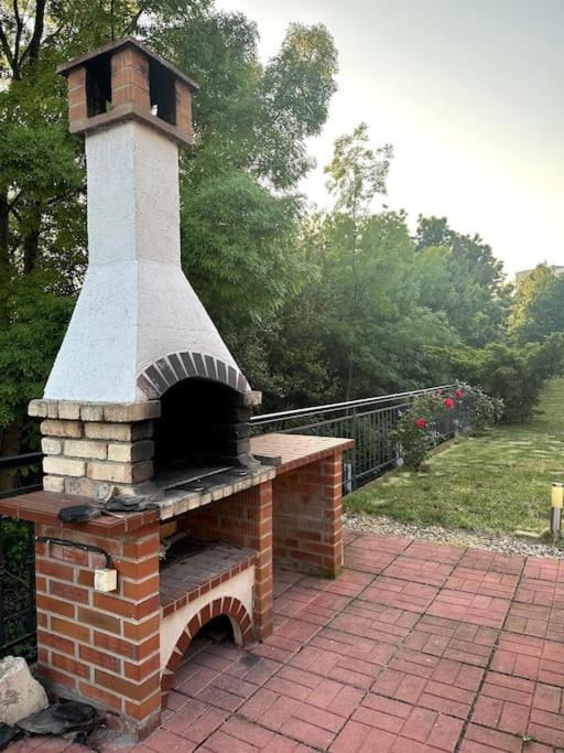 Spacious Fully Furnished Studio In Kavarna Apart Hotel Exterior photo